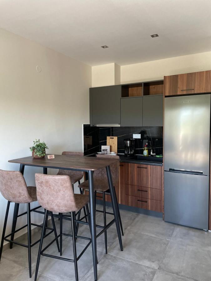 Ferienwohnung Asterias Néa Péramos Exterior foto
